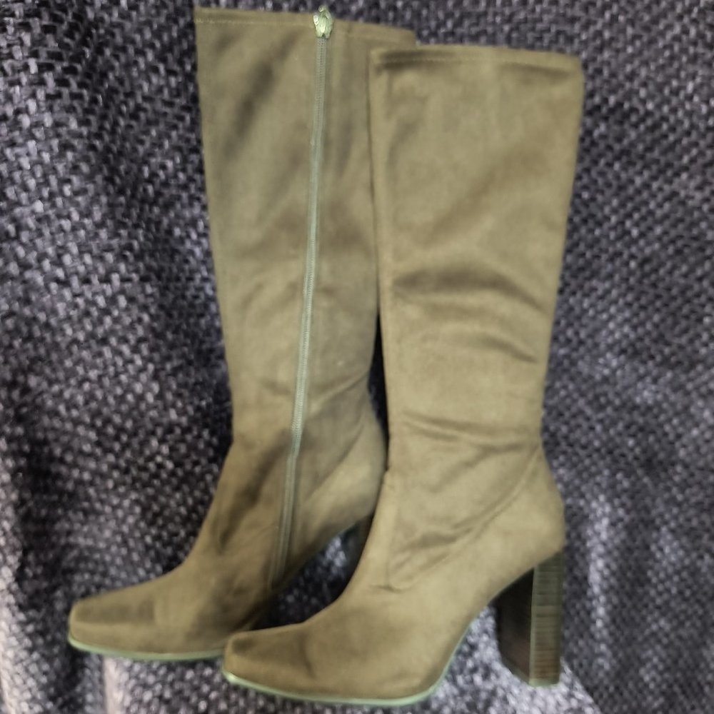 Like NEW Brown Faux Suede Knee High Boots